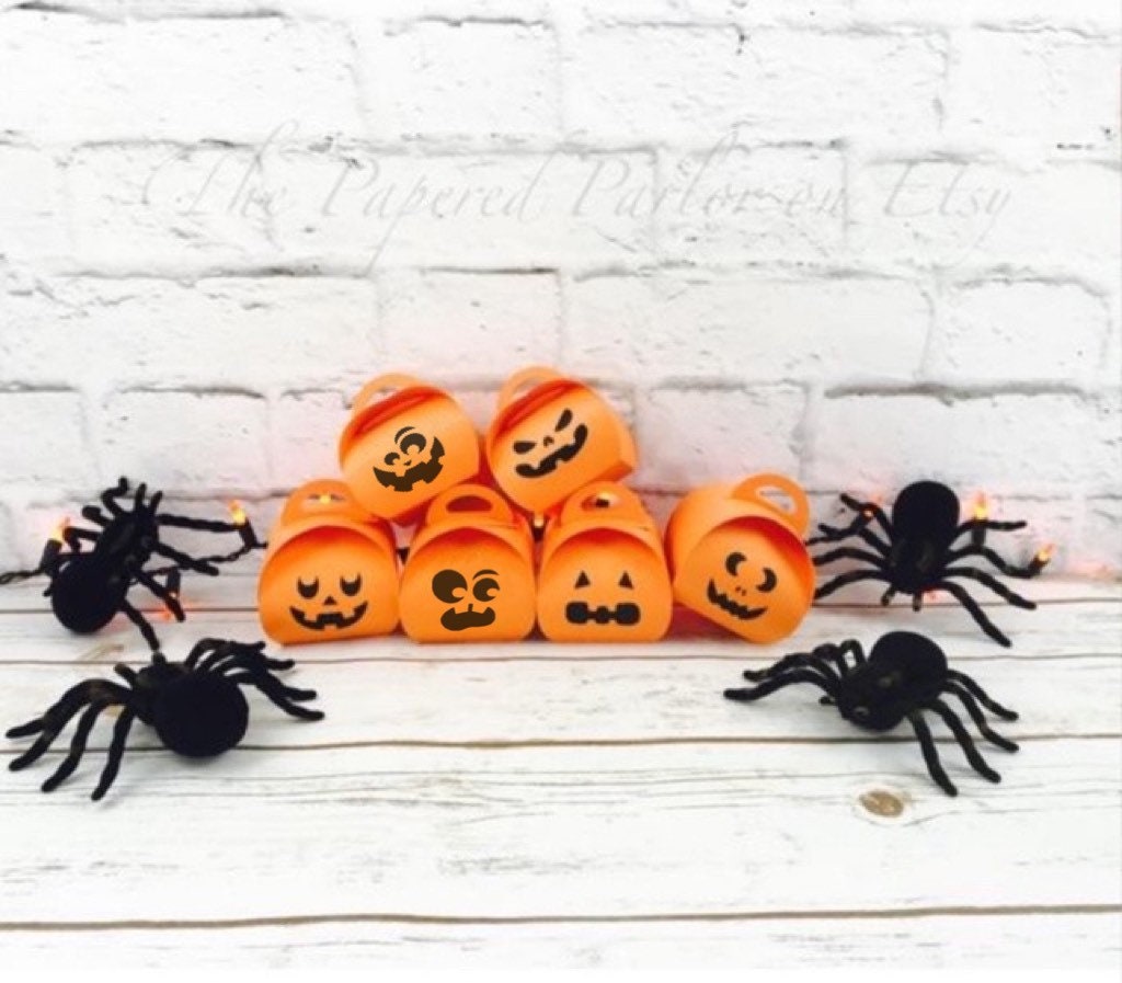 Jack O' Lantern Party Favor Boxes: Halloween Goodie Bags