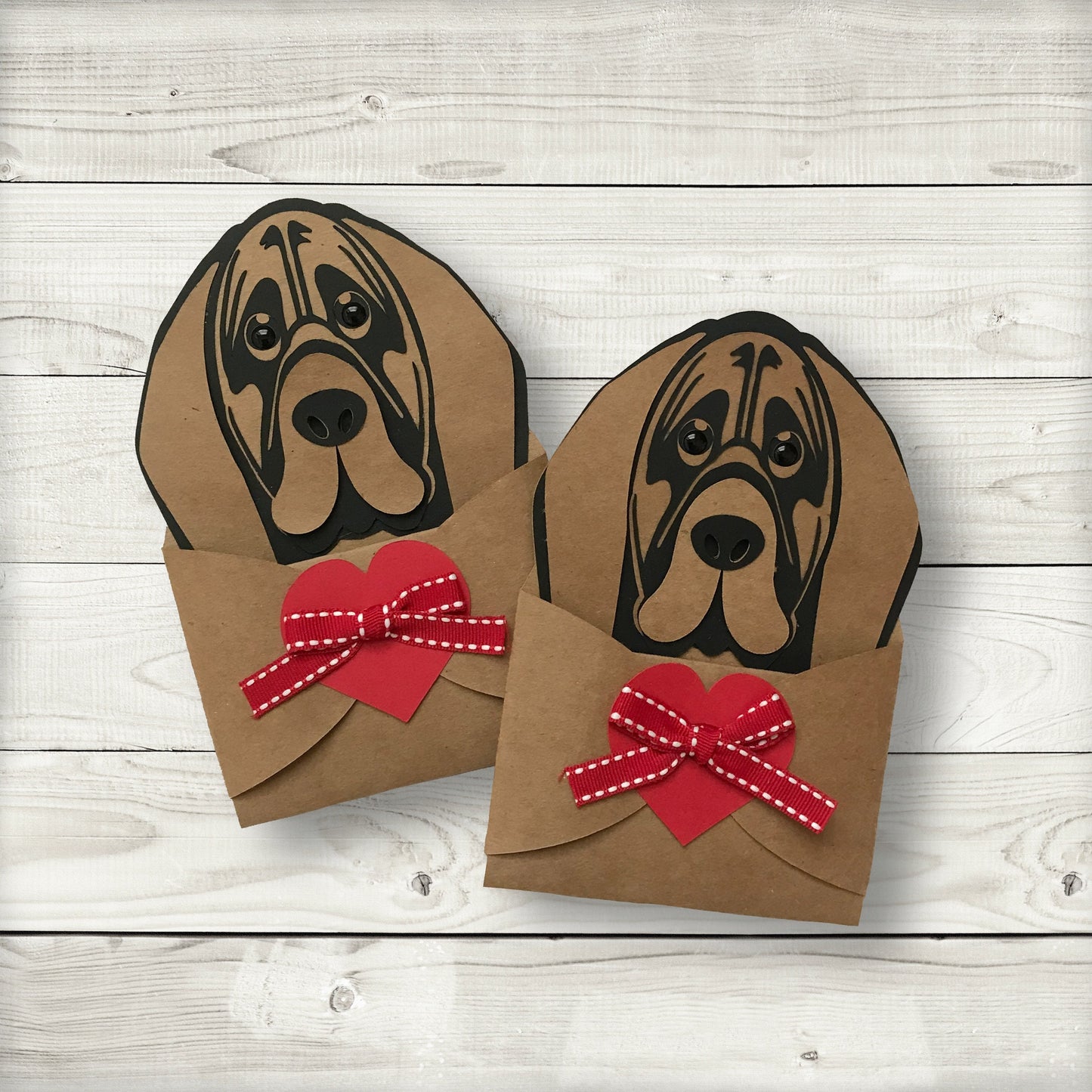 bloodhound dog gift card holder